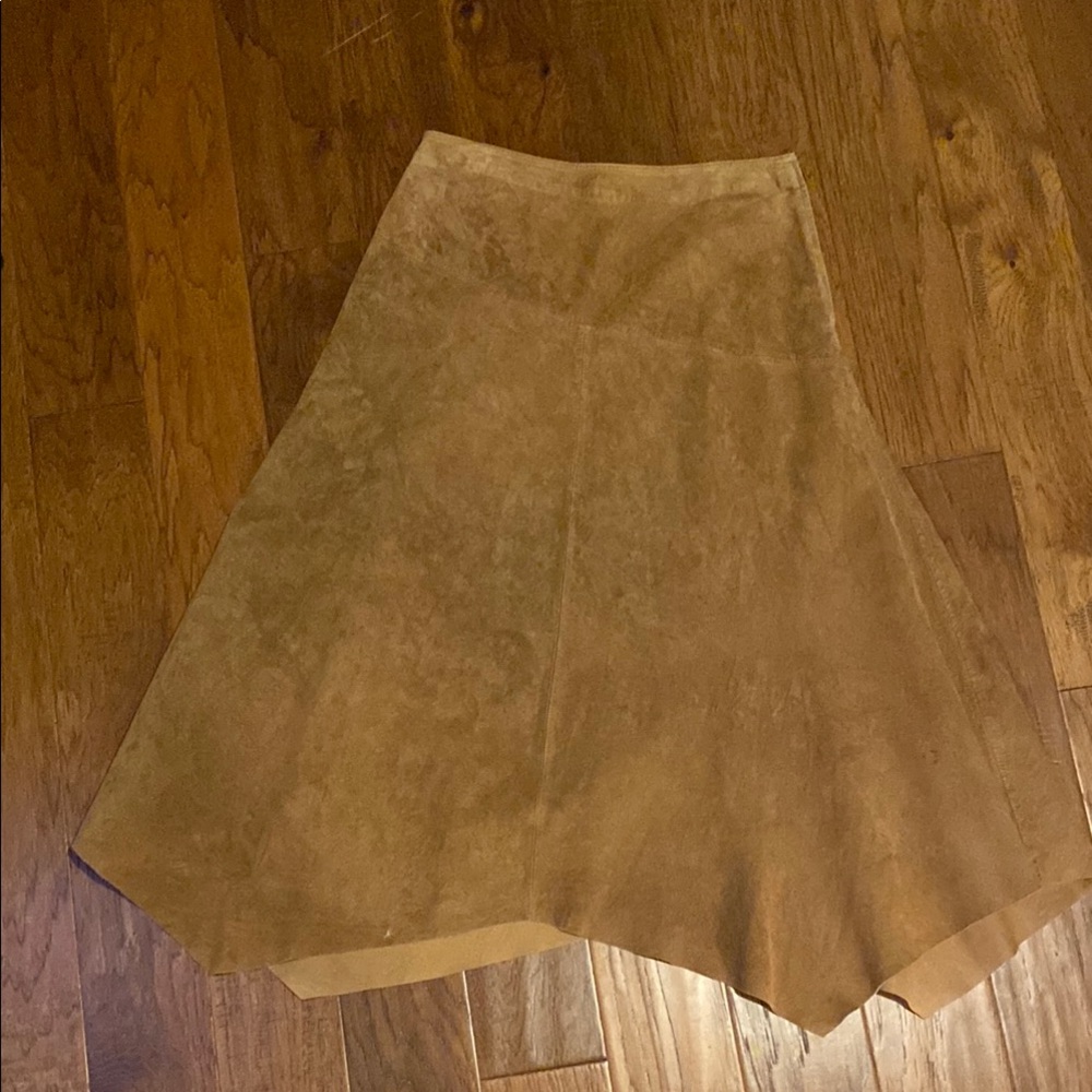 Elegant Tan Suede Skirt
